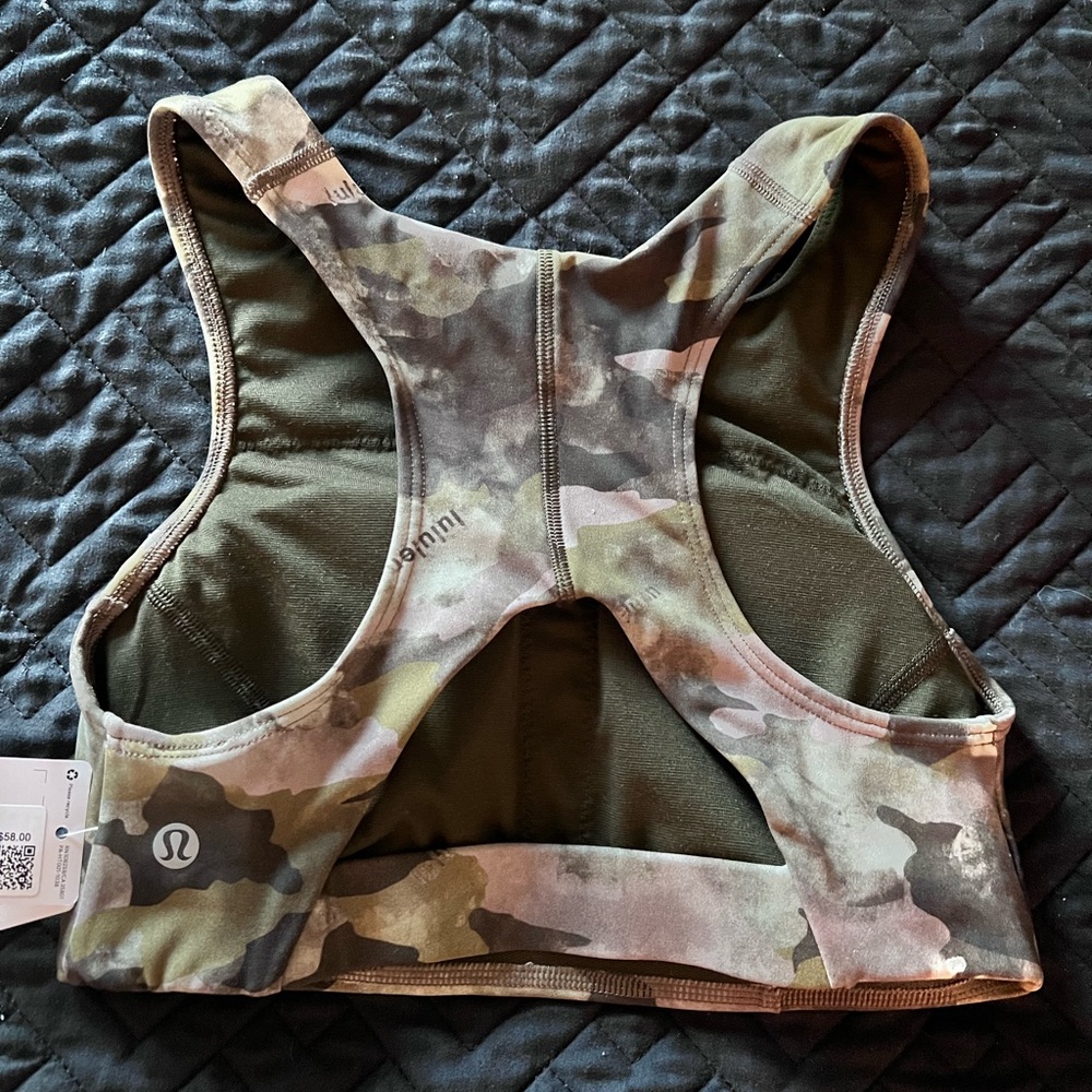Lululemon sports bra NWT camo